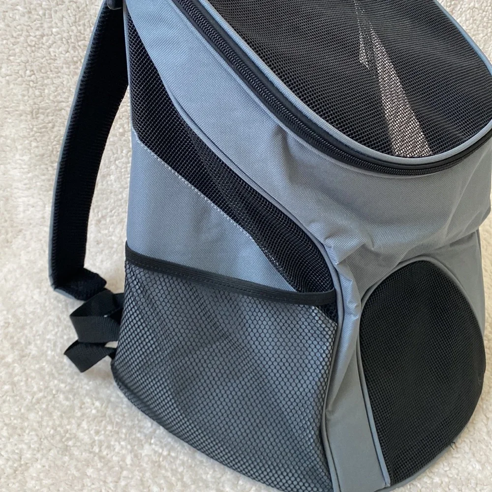 *NWOT* PETTOM Lightweight Breathable Pet Travel Backpack